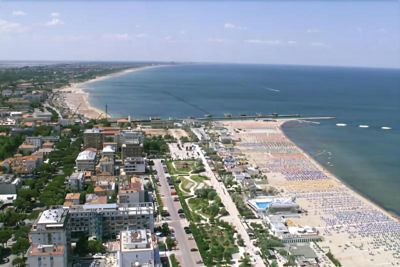 Hotel Trevi Cesenatico Ngoại thất bức ảnh