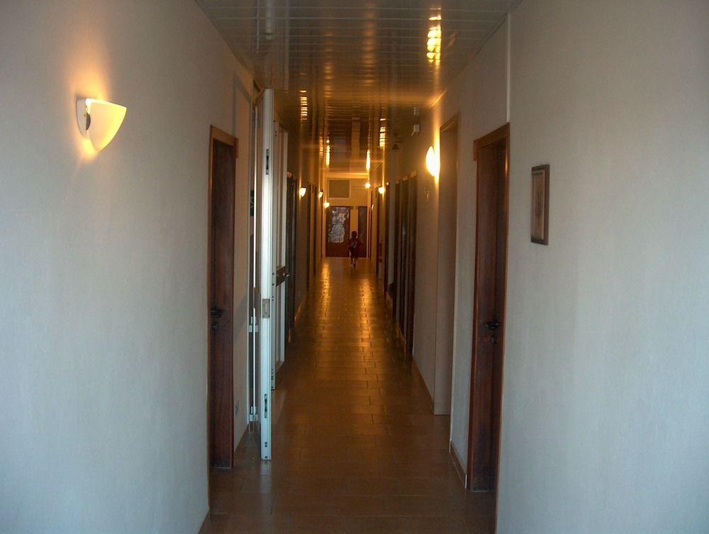 Hotel Trevi Cesenatico Ngoại thất bức ảnh