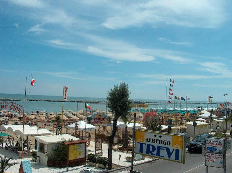 Hotel Trevi Cesenatico Ngoại thất bức ảnh