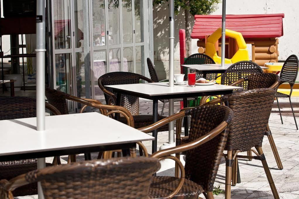 Hotel Trevi Cesenatico Ngoại thất bức ảnh